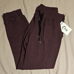 ZYIA Maroon Cozy Jogger